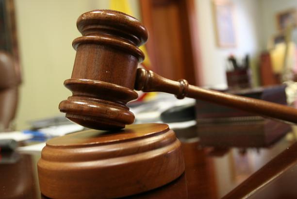 ABOGADO SANCIONADO POR ATENTAR CONTRA LA HONRA DE UN JUEZ
